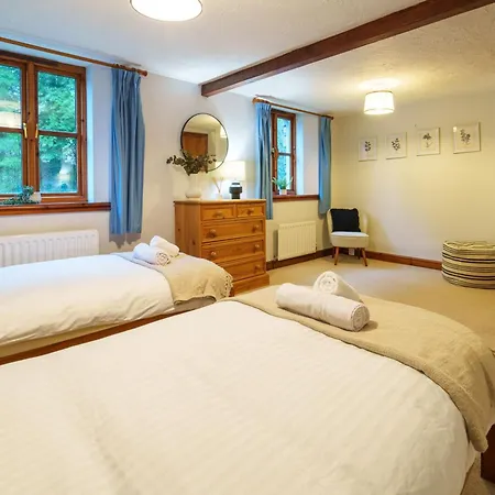 The Dovery At Ingmire Hall - In The Stately Grounds * Sedbergh